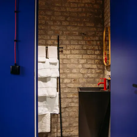 M22 Apartment *